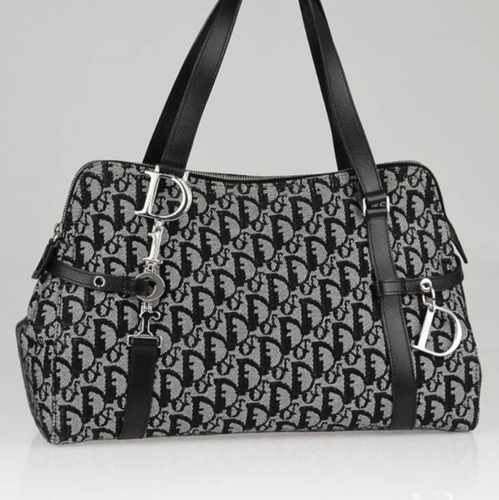 DIOR Diorissimo Trotter Charm Bag - Picture 14 of 14